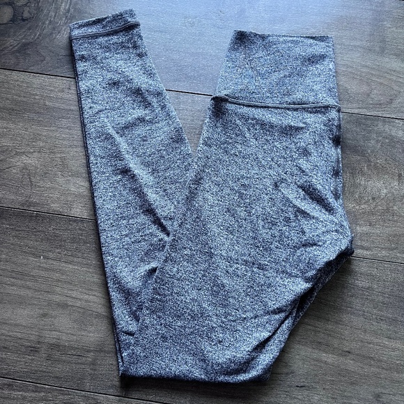 Lululemon wunder under size 4, 28" - Picture 1 of 1